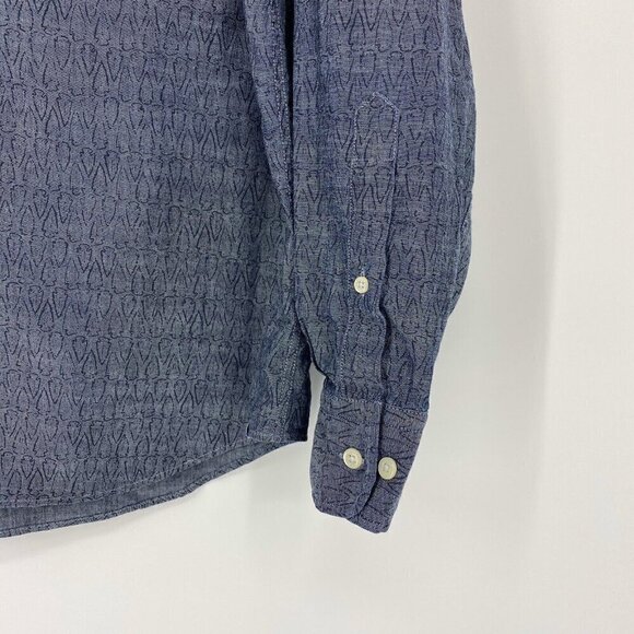 Peter Millar Men's Arrowhead Pattern Sport Shirt. Size XL - Picture 7 of 9